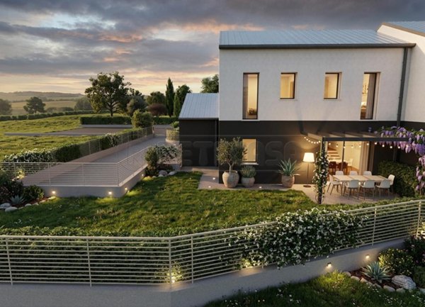 casa indipendente in vendita a Vicenza