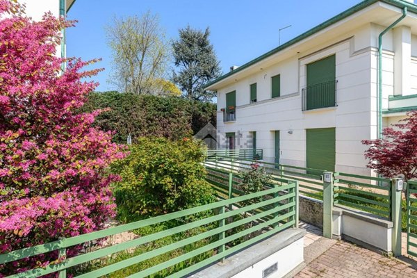appartamento in vendita a Vicenza in zona Villaggio del Sole