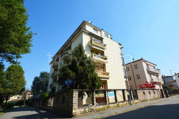 appartamento in vendita a Vicenza in zona San Bortolo/San Paolo