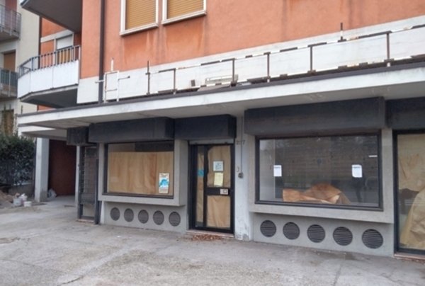 negozio in vendita a Vicenza in zona Centro Storico