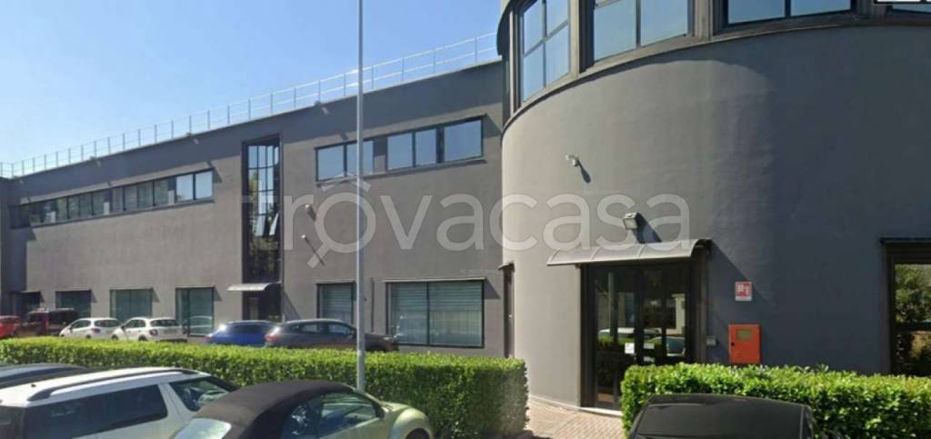 ufficio in vendita a Vicenza in zona San Lazzaro/Pomari