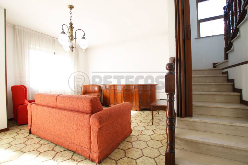 casa indipendente in vendita a Vicenza