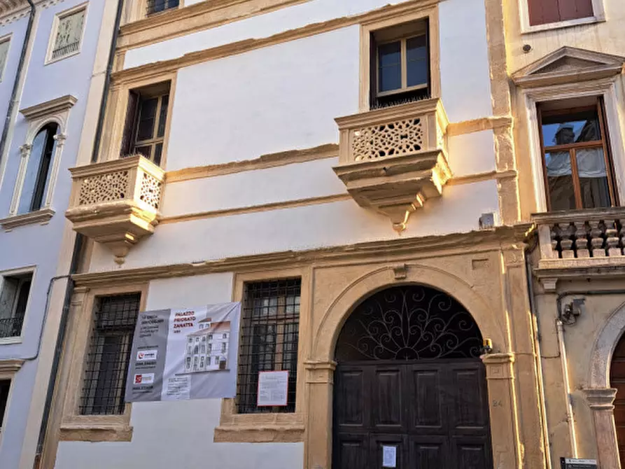 appartamento in vendita a Vicenza in zona Centro Storico
