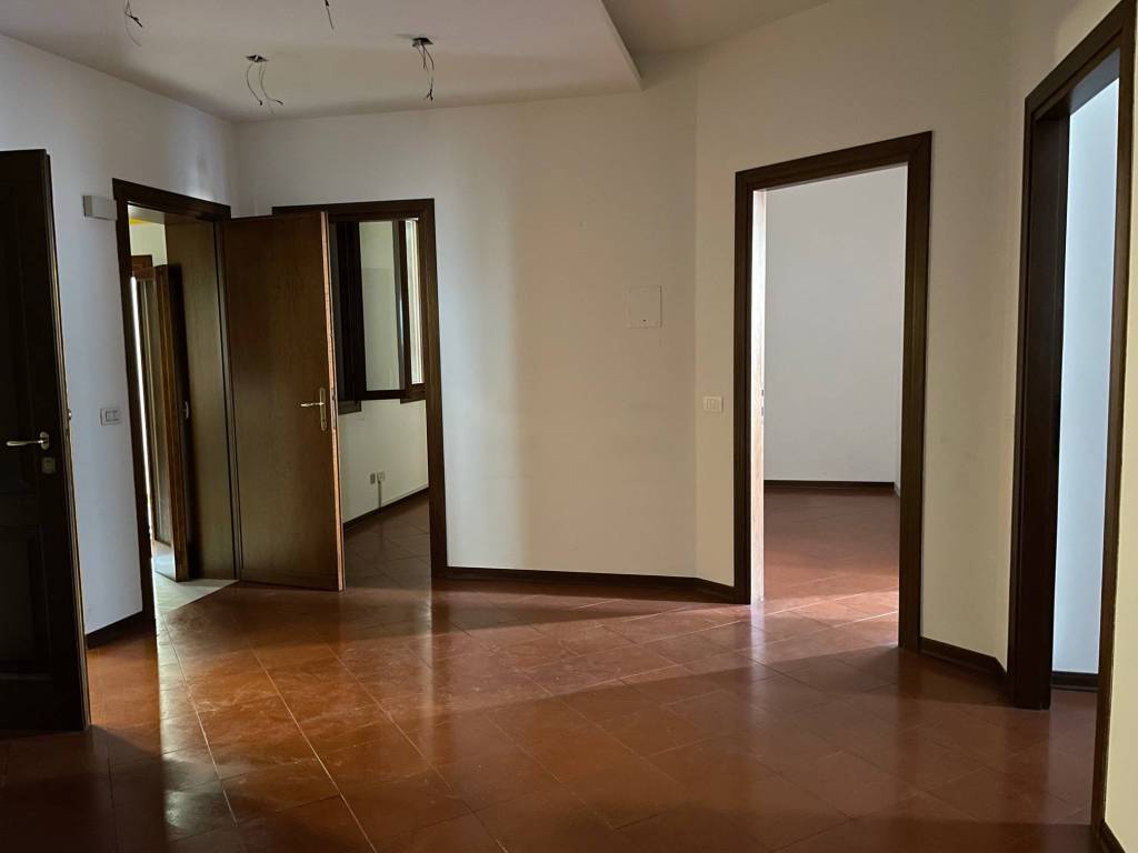 ufficio in vendita a Vicenza in zona Centro Storico