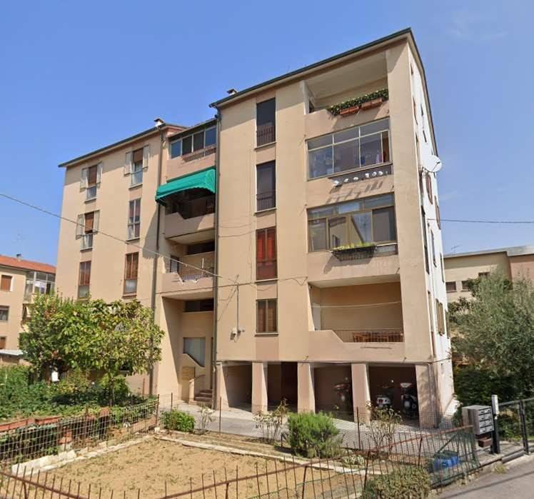 appartamento in vendita a Vicenza in zona Bertesina