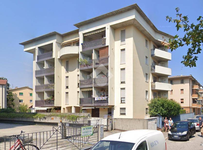 appartamento in vendita a Vicenza in zona Pio X