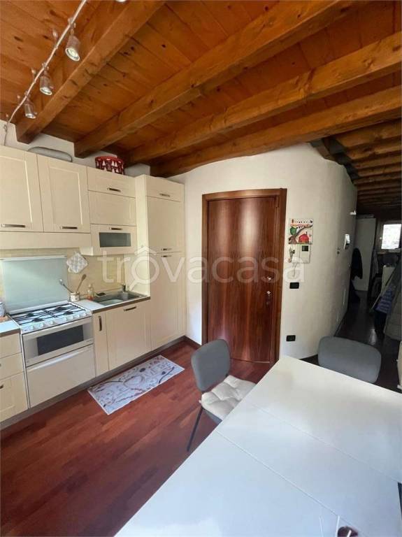 appartamento in vendita a Vicenza in zona Borgo Berga