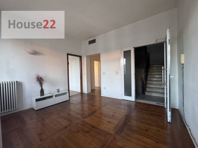 intera palazzina in vendita a Vicenza in zona Centro Storico