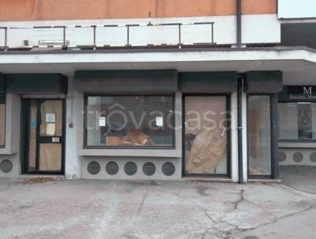 negozio in vendita a Vicenza in zona Centro Storico