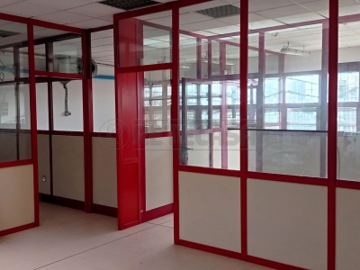locale commerciale in vendita a Vicenza