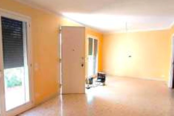 casa indipendente in vendita a Vicenza in zona Cattane