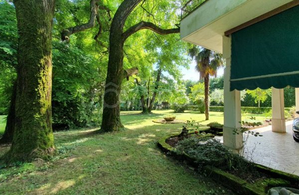 casa indipendente in vendita a Vicenza in zona Centro Storico
