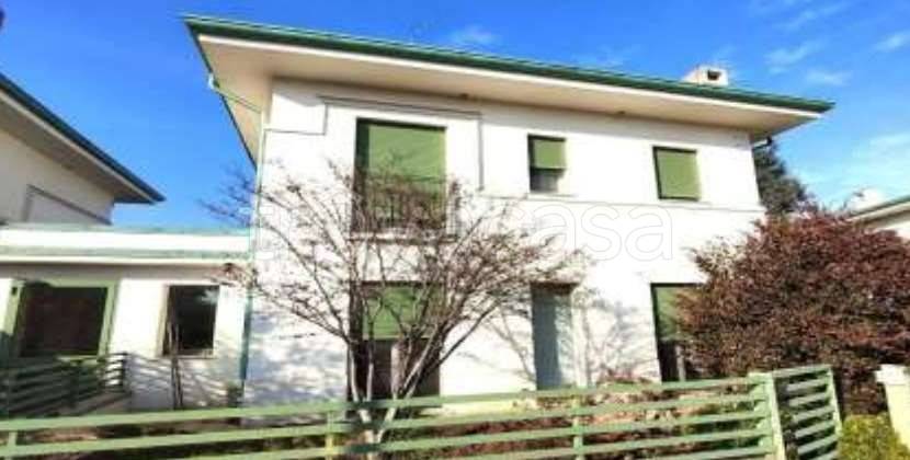 casa indipendente in vendita a Vicenza in zona Cattane