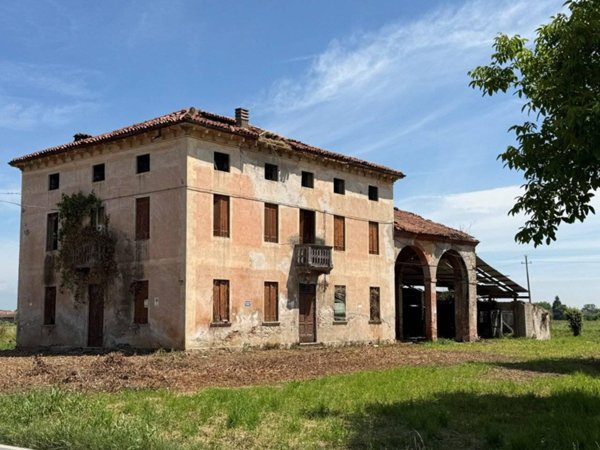 appartamento in vendita a Vicenza in zona Centro Storico