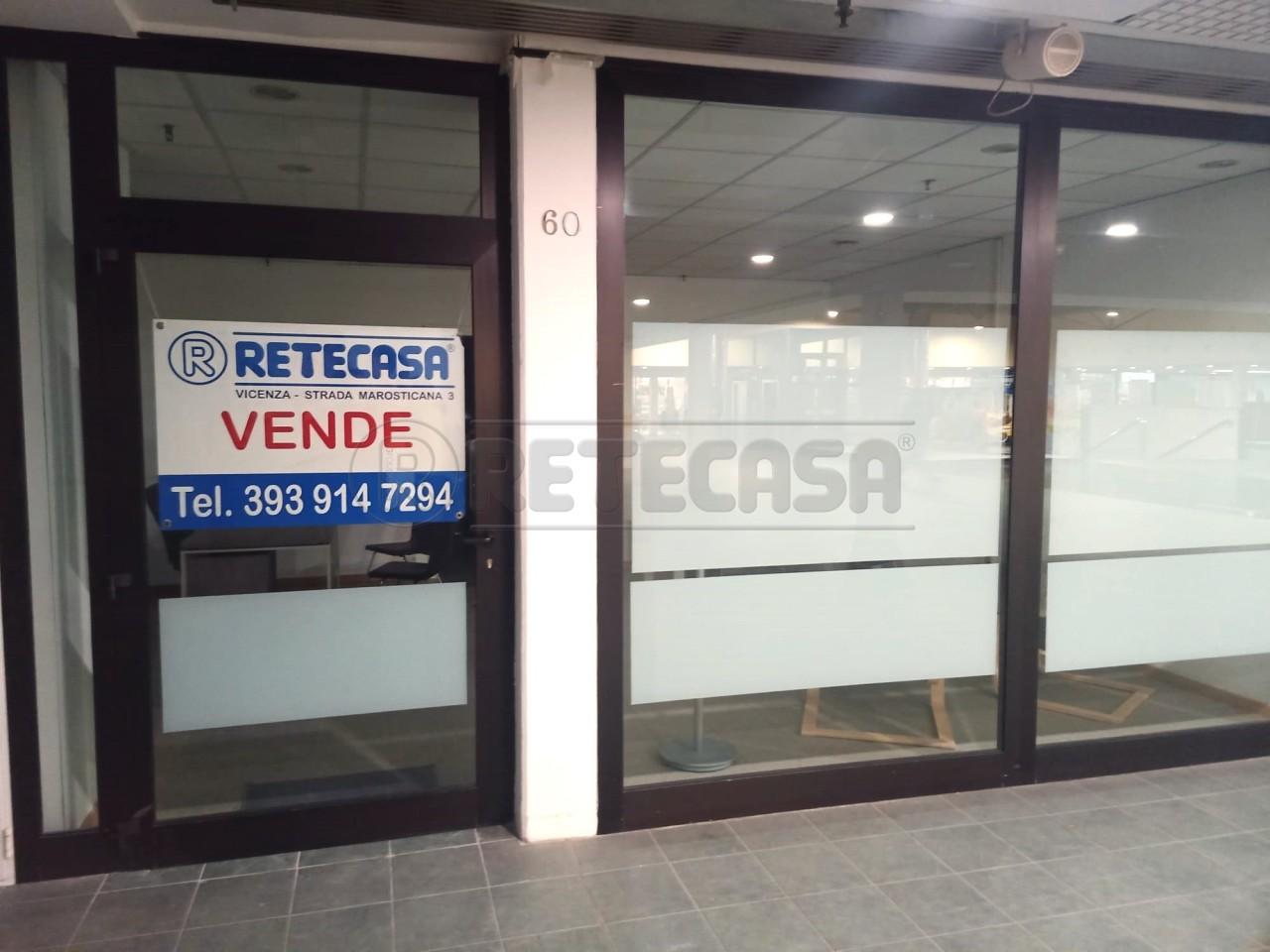 appartamento in vendita a Vicenza in zona Parco Città