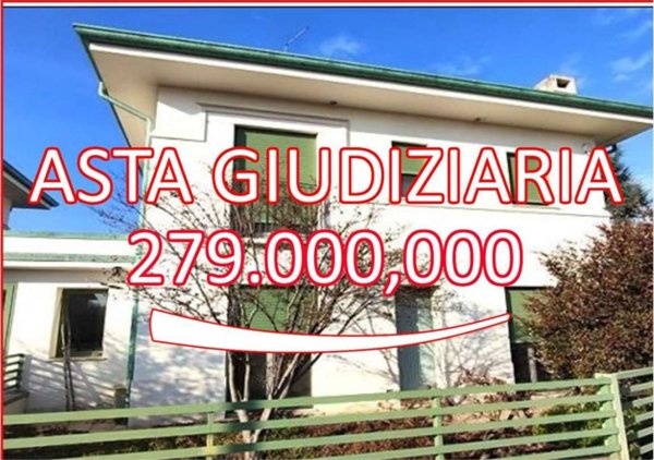 casa indipendente in vendita a Vicenza in zona Cattane