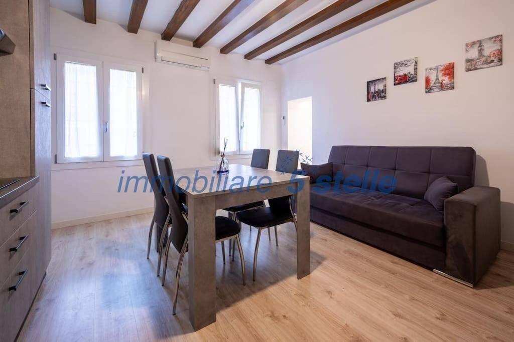 appartamento in vendita a Vicenza in zona Borgo Berga