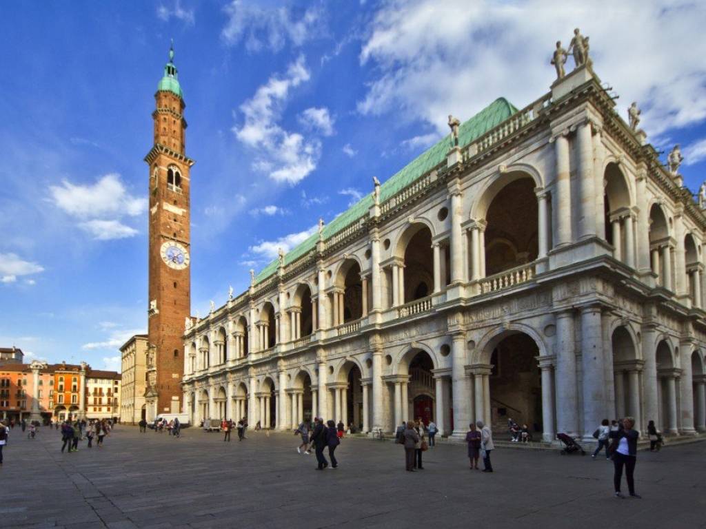 appartamento in vendita a Vicenza in zona Borgo Berga
