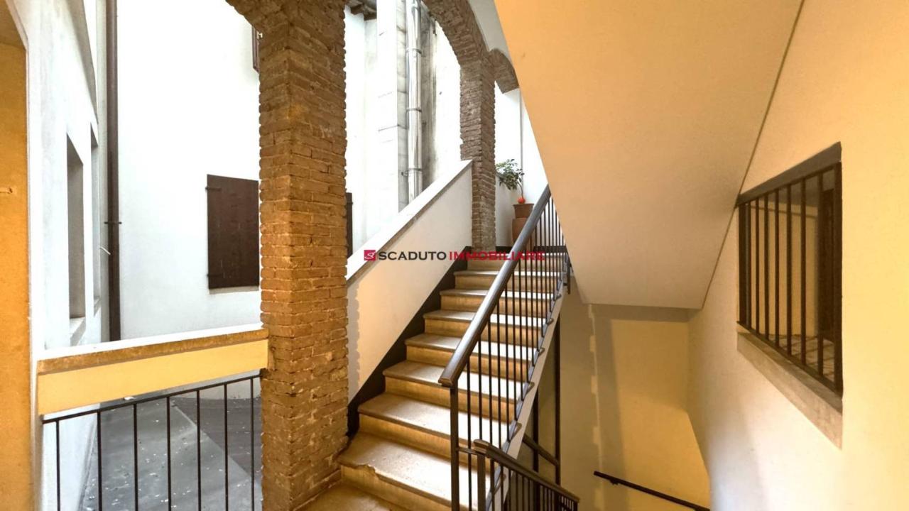 appartamento in vendita a Vicenza in zona Borgo Berga