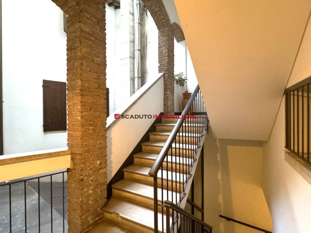 appartamento in vendita a Vicenza in zona Centro Storico