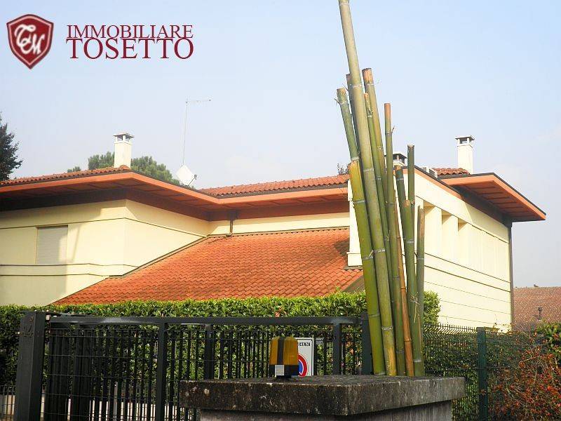 casa indipendente in vendita a Vicenza in zona San Bortolo/San Paolo