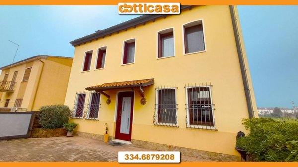 casa indipendente in vendita a Vicenza in zona Maddalene