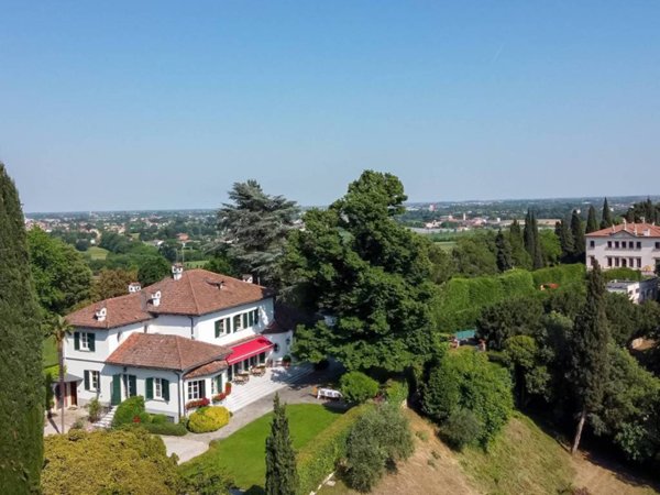 casa indipendente in vendita a Vicenza in zona Gogna