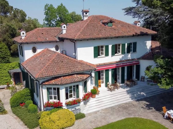 casa indipendente in vendita a Vicenza in zona Monte Berico