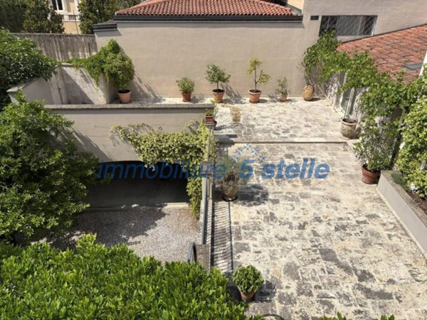 casa indipendente in vendita a Vicenza in zona Borgo Berga
