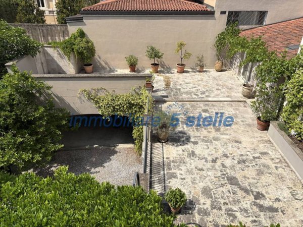 casa indipendente in vendita a Vicenza in zona Borgo Berga