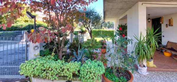 casa indipendente in vendita a Vicenza in zona Bertesinella