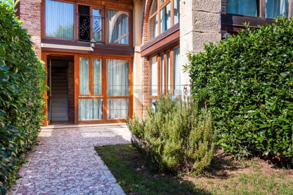 appartamento in vendita a Vicenza in zona Campedello