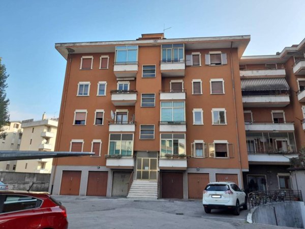 appartamento in vendita a Vicenza in zona Villaggio del Sole