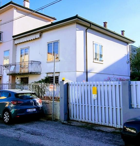 casa indipendente in vendita a Vicenza in zona Borgo Berga