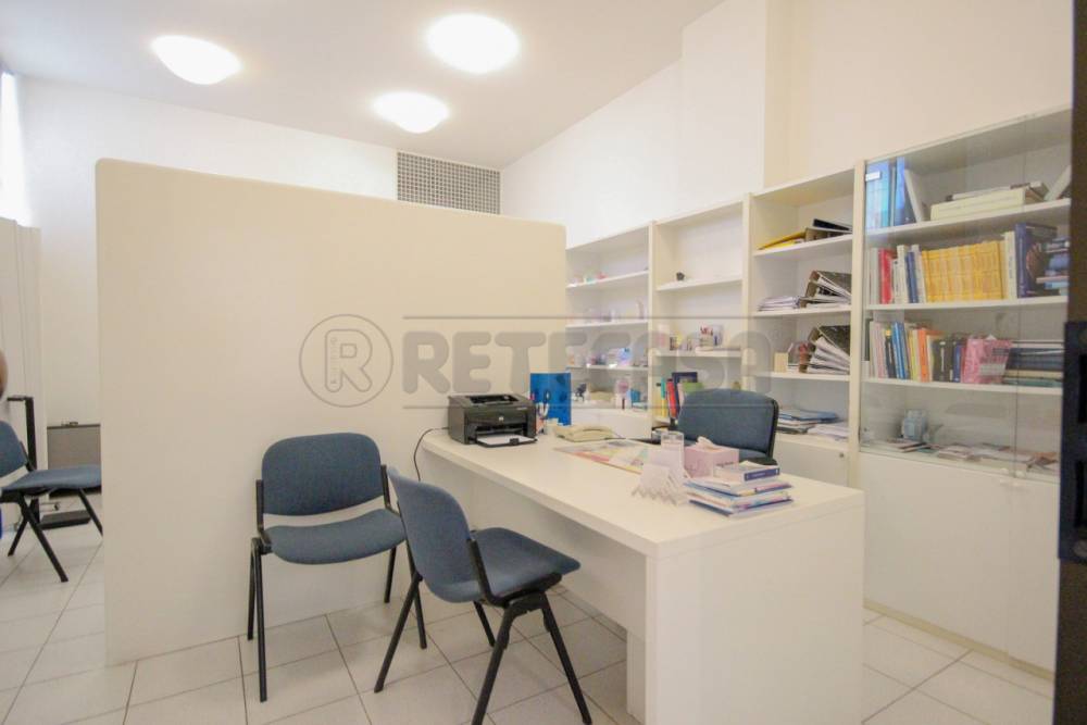 ufficio in vendita a Vicenza in zona Bertesinella