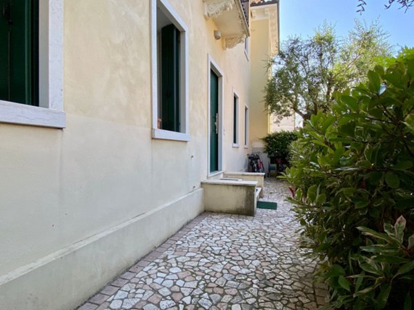 casa indipendente in vendita a Vicenza in zona Centro Storico