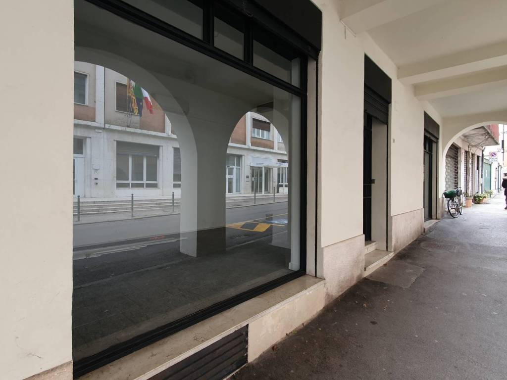 negozio in vendita a Vicenza