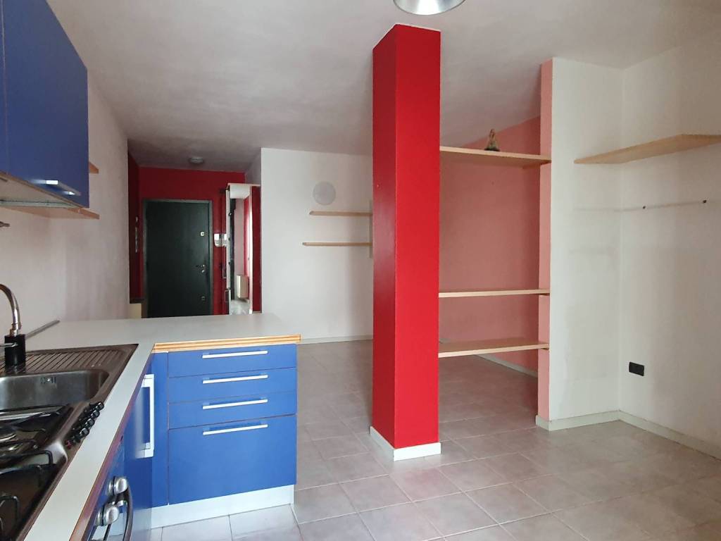 appartamento in vendita a Vicenza in zona Saviabona