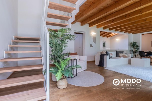 casa indipendente in vendita a Vicenza in zona Centro Storico