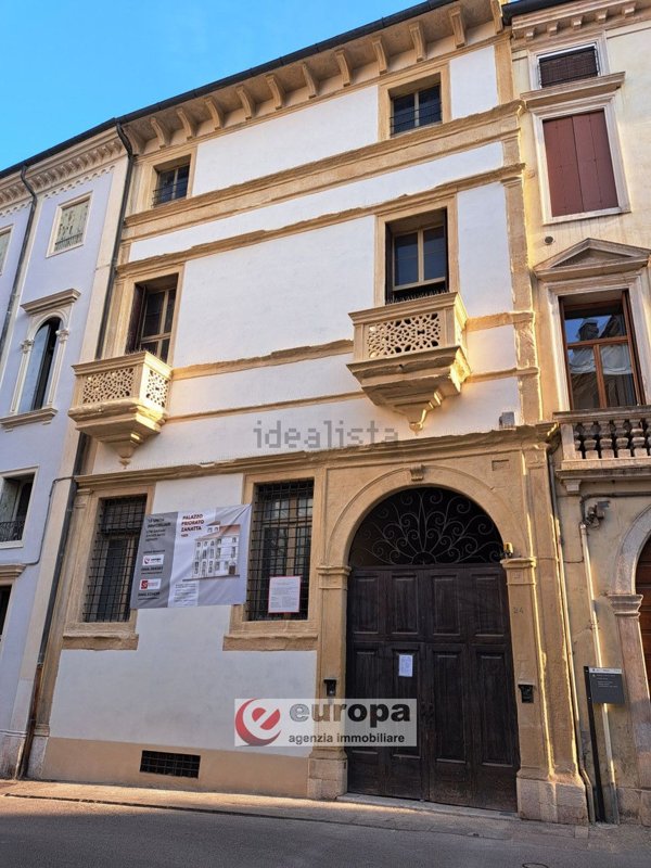 appartamento in vendita a Vicenza in zona Centro Storico