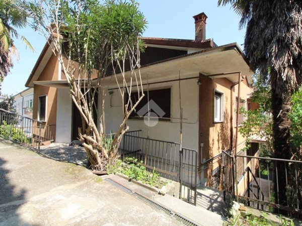 casa indipendente in vendita a Vicenza in zona Borgo Berga