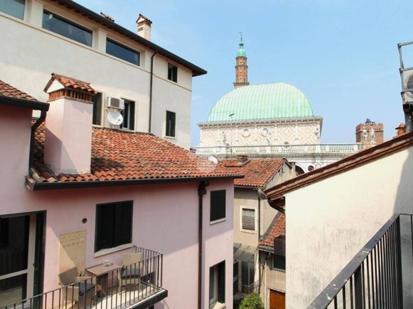 appartamento in vendita a Vicenza in zona Centro Storico