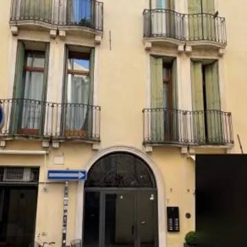 appartamento in vendita a Vicenza in zona Centro Storico
