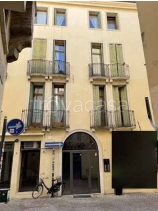 appartamento in vendita a Vicenza in zona Centro Storico