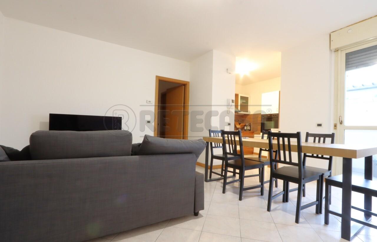 appartamento in vendita a Vicenza in zona Cattane