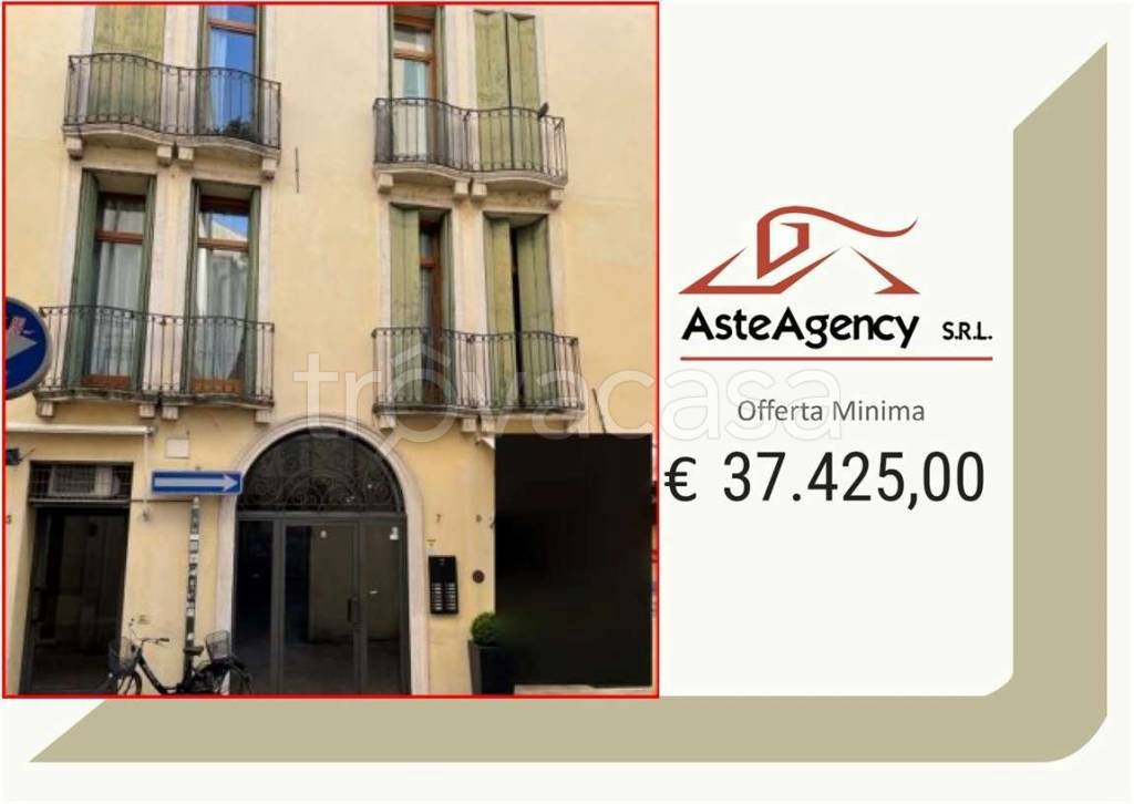 appartamento in vendita a Vicenza in zona Centro Storico