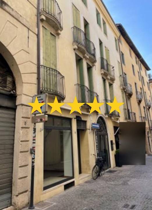 appartamento in vendita a Vicenza in zona Centro Storico