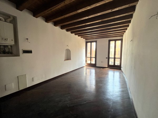 appartamento in vendita a Vicenza in zona Centro Storico
