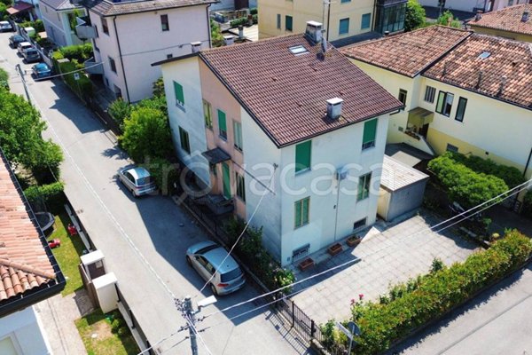 casa indipendente in vendita a Vicenza in zona San Bortolo/San Paolo