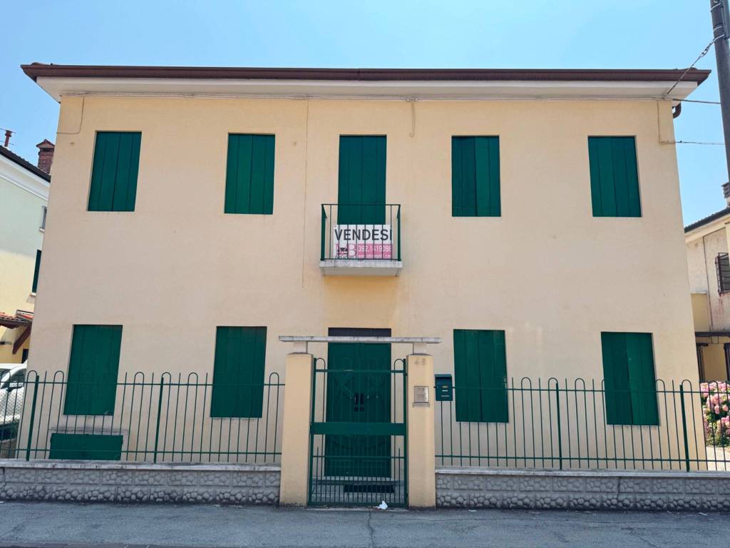 casa indipendente in vendita a Vicenza in zona Pio X
